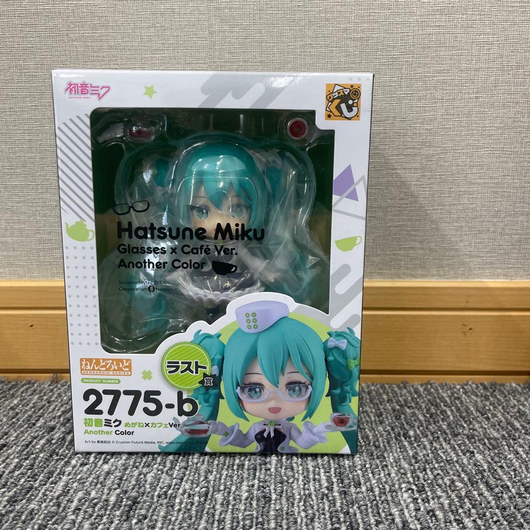 MIKU & 初音ミク フィギュアセット