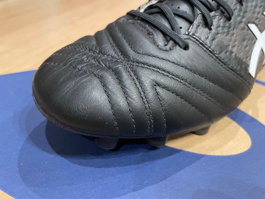 【超美品】25.0cmアシックス　サッカーシューズ　ULTREZZA