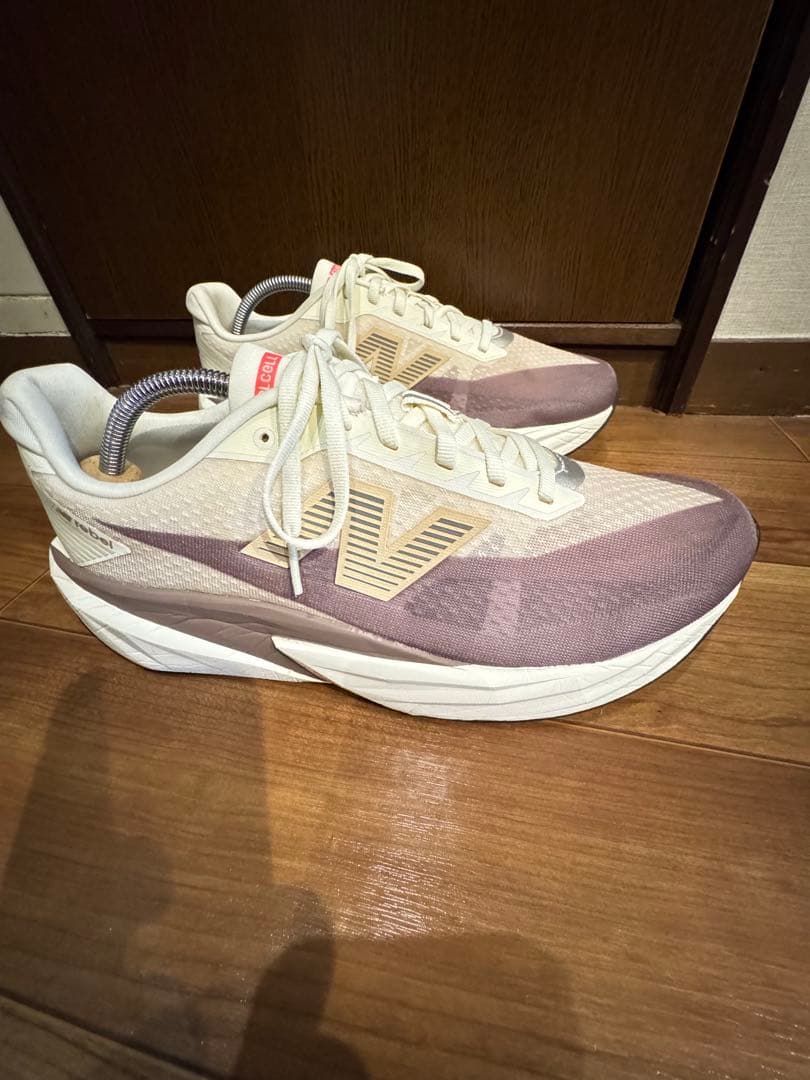 最終価格 FuelCell Rebel v5 29.0cm 2E ニューバランス
