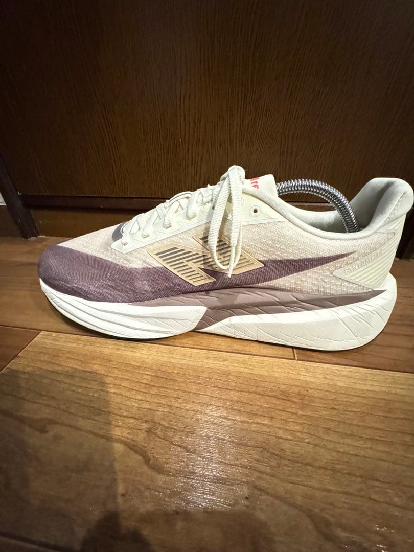 最終価格 FuelCell Rebel v5 29.0cm 2E ニューバランス