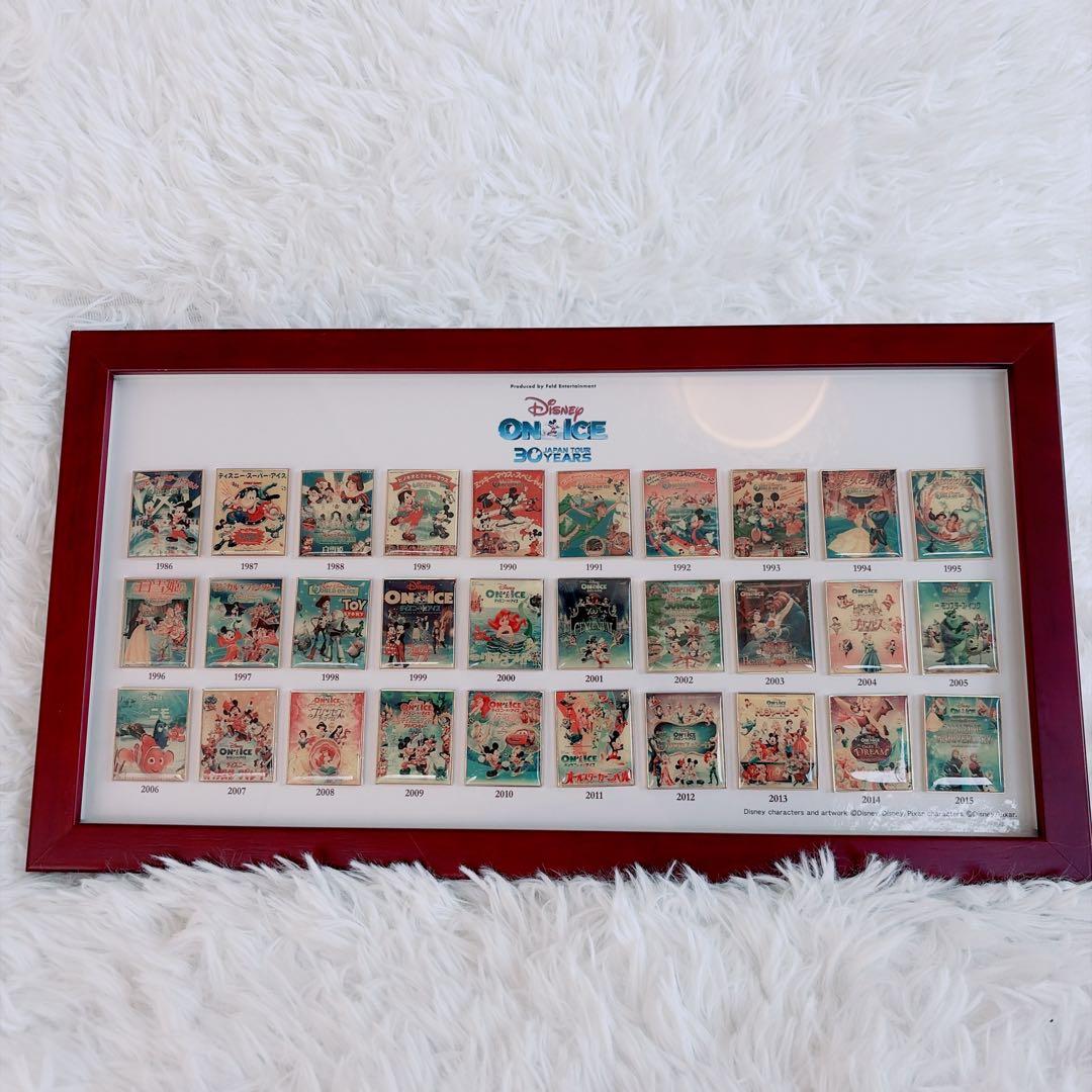 【未使用】ディズニーオンアイス30周年 ピンバッジ 額装 非売品