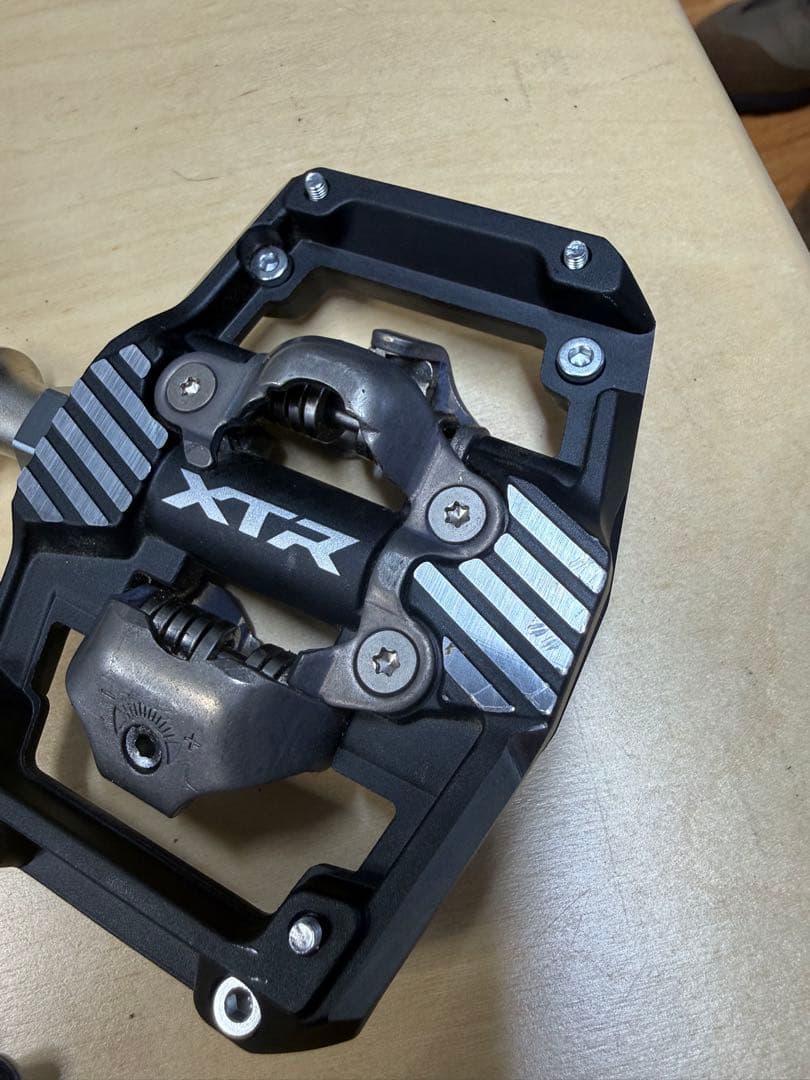 最新　XTR ビンディングペダル PD-M9220