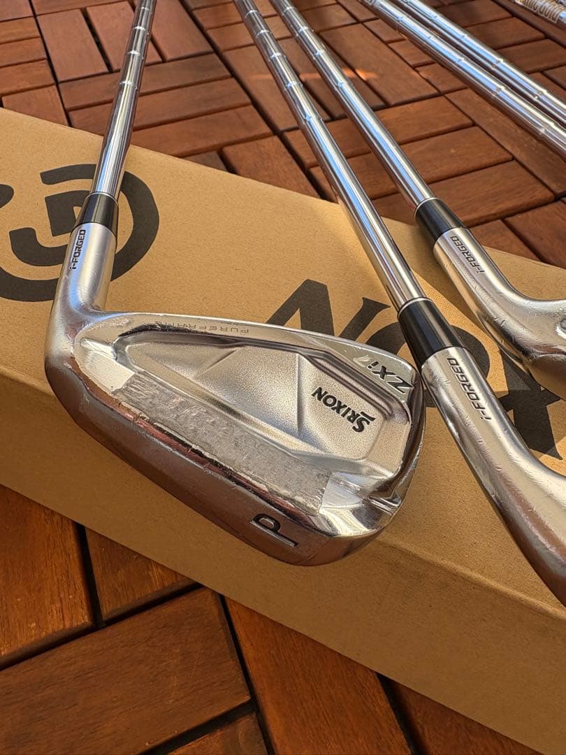 zxi7（P〜5）& zxi4（4番）DG X100 SRIXON 7本セット
