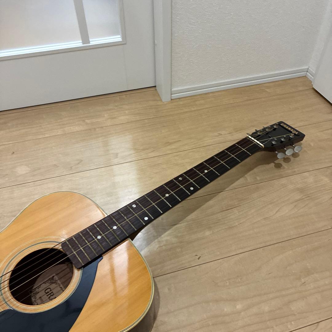 激レア　Granada アコースティックギター 薄型フォークタイプ