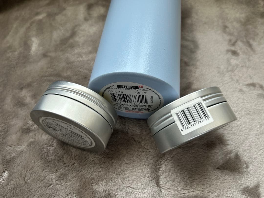 新品未使用　LAVA 水素水用水筒　ライトブルー&エッセンシャルバーム2個