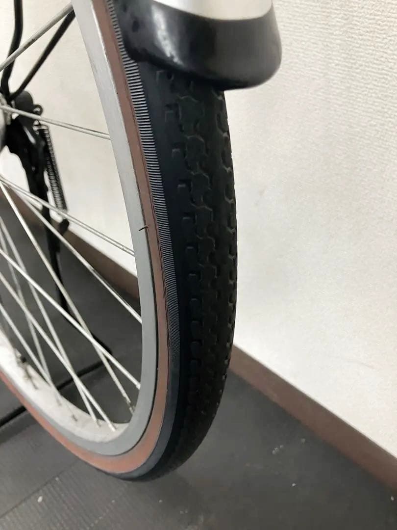 整備済 27インチファミリーサイクル 自動点灯ライト 変速なし シルバー