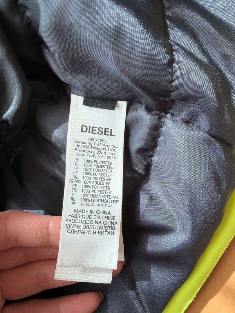 DIESEL キッズ スキーウェア 10Y（130〜140cm）上下セット