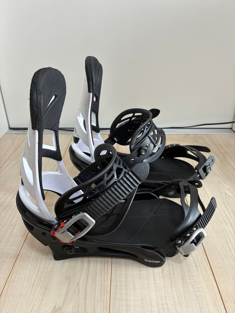 バートン BURTON ミッション MISSION Re:Flex白 Ｍサイズ