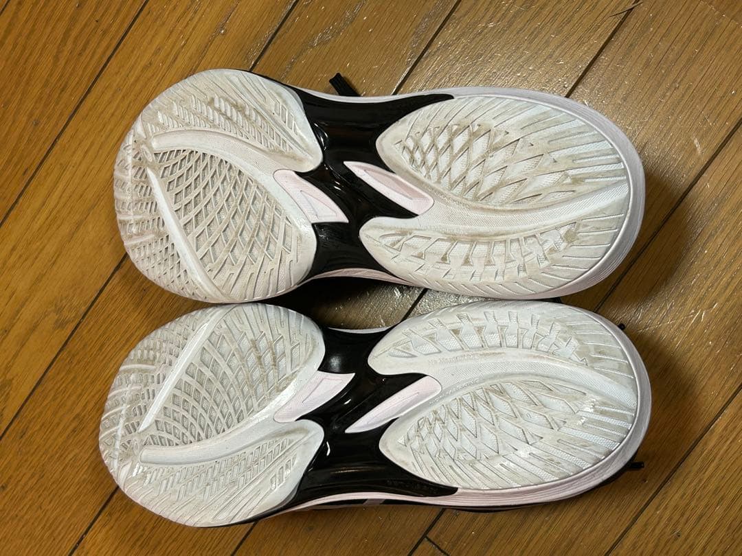 ASICS バレーボールシューズ ブラック/ホワイト 26.0cm
