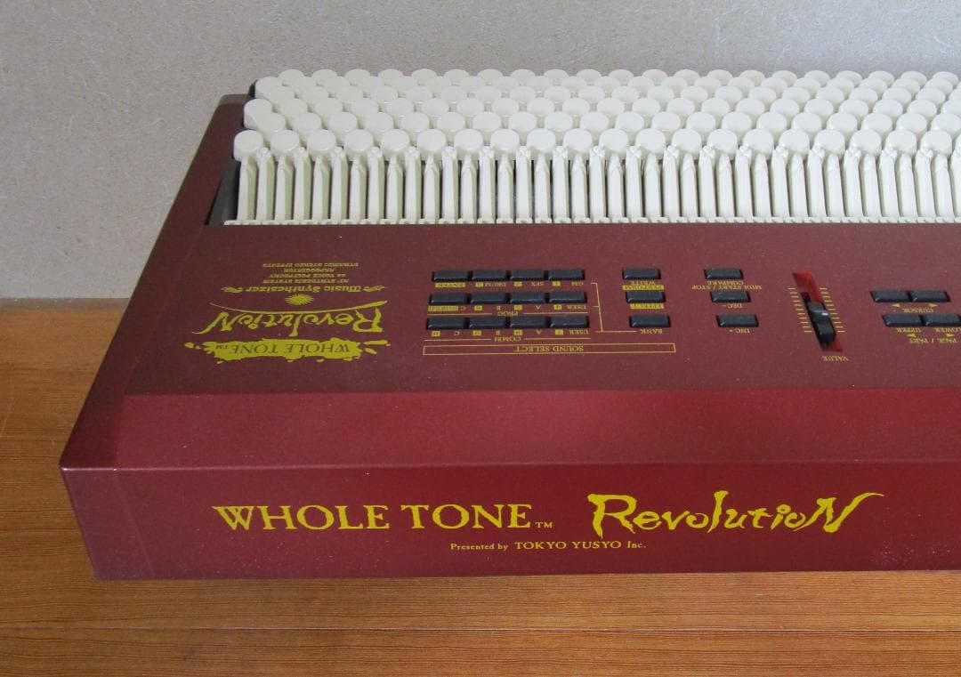 シンセサイザー［WHOLE TONE Revolution］東京優勝