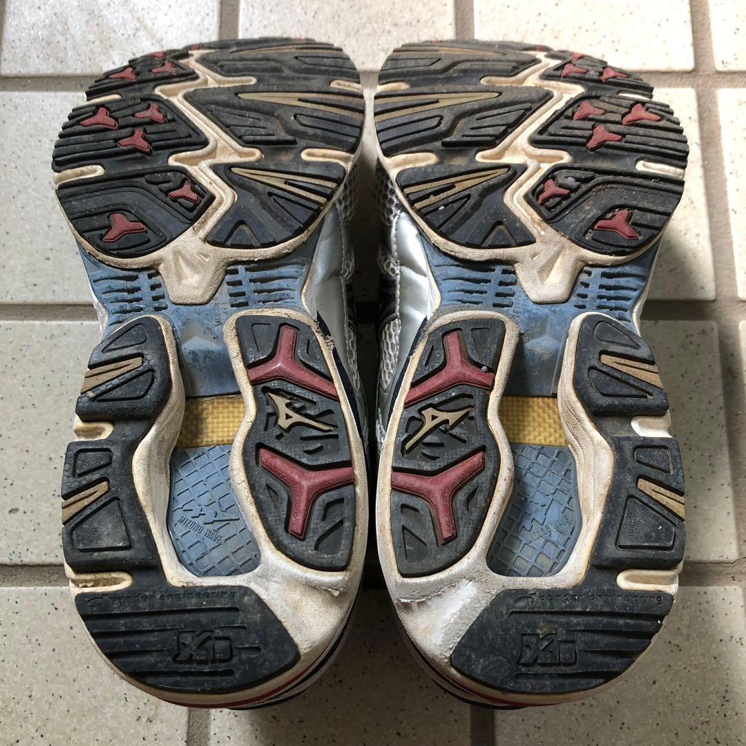 Mizuno Wave Rider 14 シルバー 27.0cm