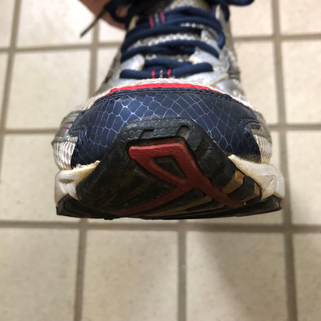 Mizuno Wave Rider 14 シルバー 27.0cm
