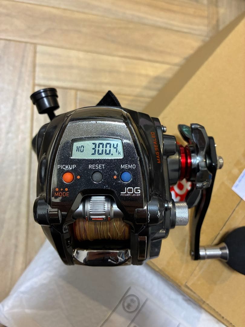 や*う様 Daiwa SEABORG 200J 電動リール　ジャンク