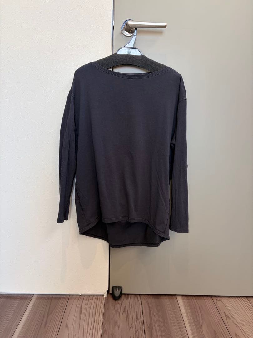 ルルレモンBack in Action Long Sleeve トップス