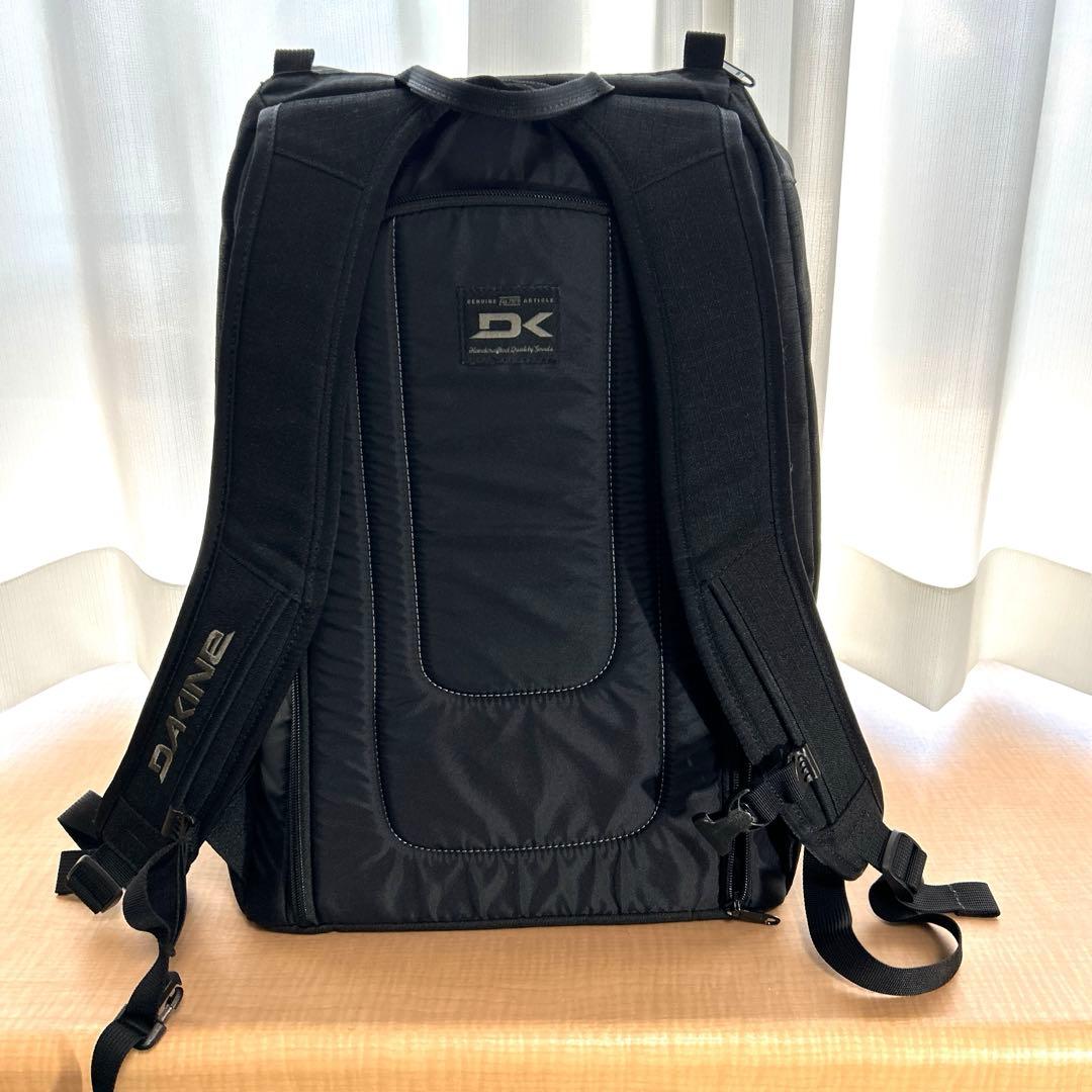 【最終価格/美品】DAKINE50リュック/スノボ/スキー/ブラック メンズ