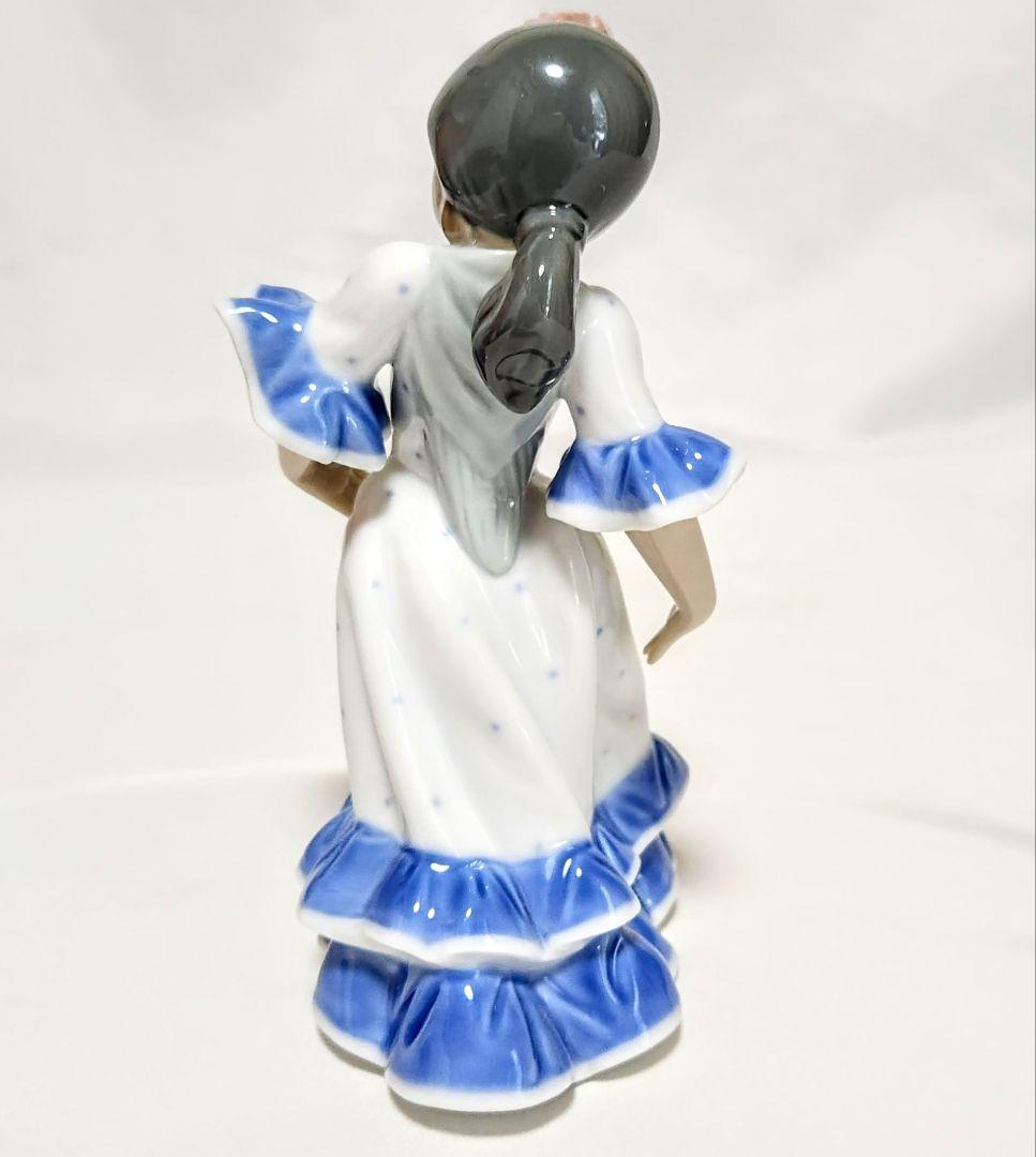 プルメリアリヤドロ【美品・箱入り】フィギュリン《リトルダンサー・ファニータ