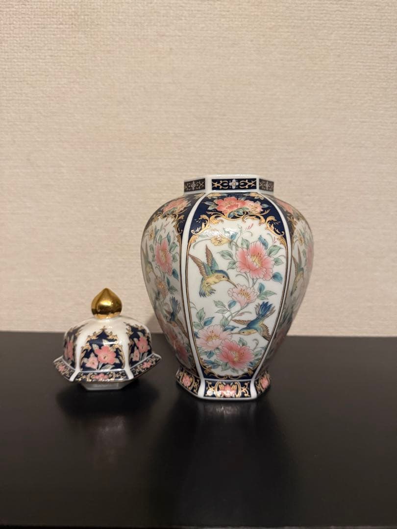 花鳥文様 蓋付き壺セット