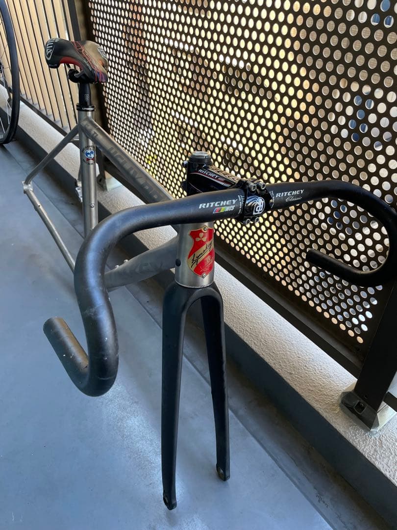 lynskey helix proチタン　ロードバイクフレーム　ディスクブレーキ