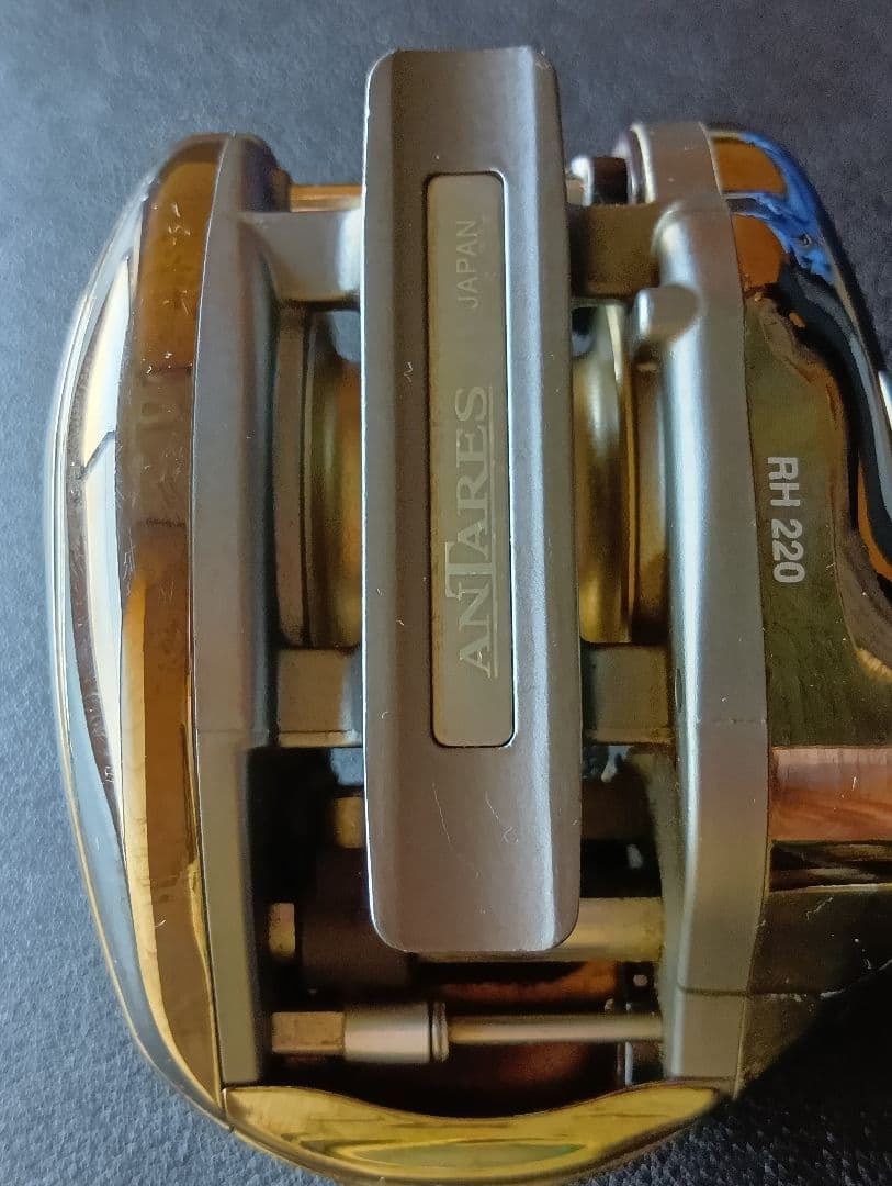 シマノ　初代アンタレスRH220 中古品