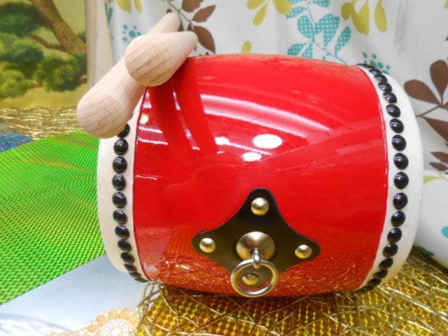 (送料無料18.980円　Rエイサー沖縄大太鼓25cm*30cm 撥二本付