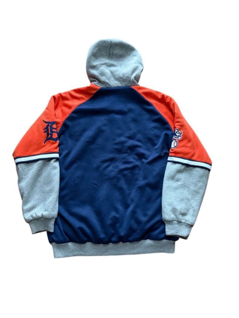 TIGERS フード付きジャケット