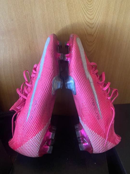 サッカースパイクNIKE