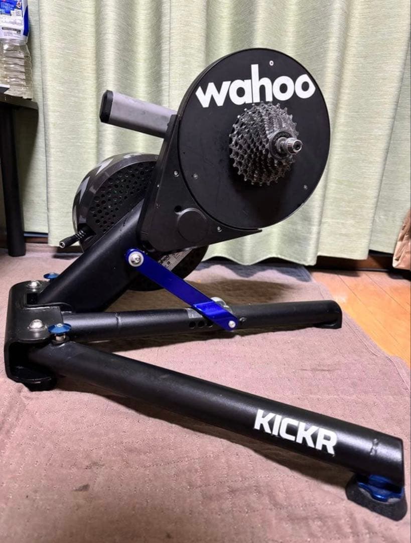 【おまけ有】wahoo kickr スマートトレーナー　v4