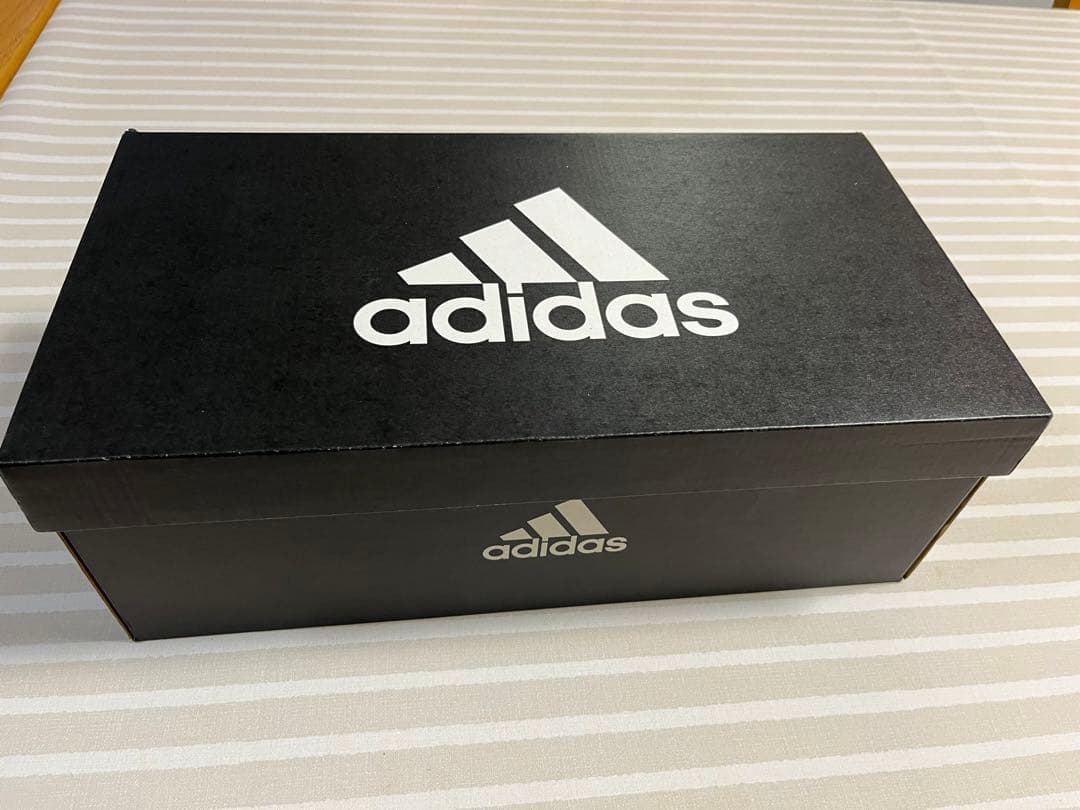 ４月末までの出品とさせて頂きます adidasゴルフシューズ新品未使用