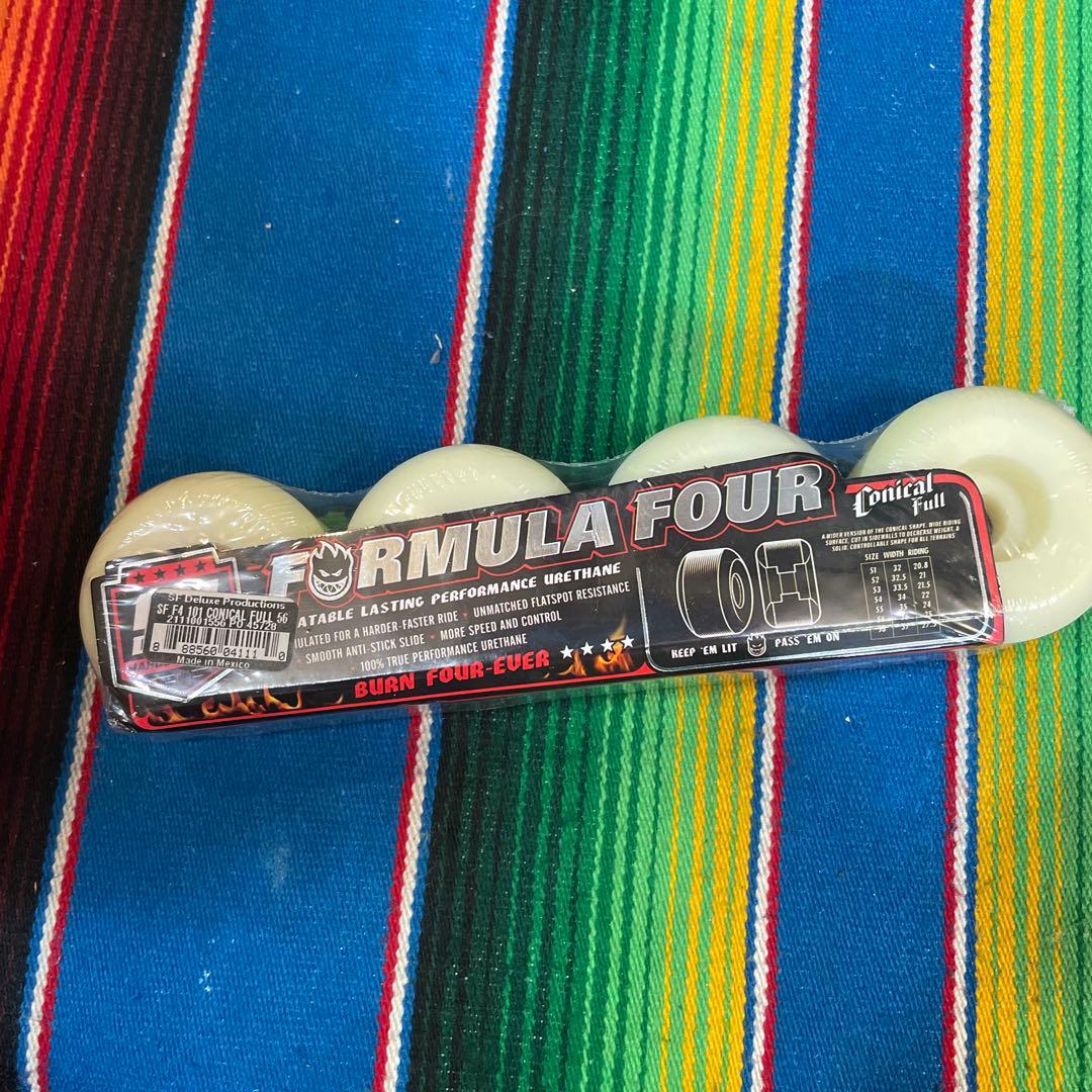 Spitfire Formula Four 101Duro ウィール 4個入り