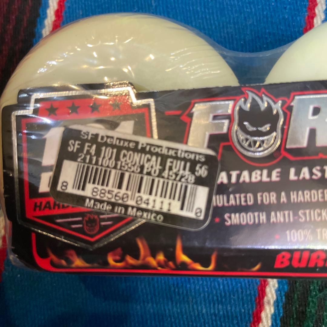 Spitfire Formula Four 101Duro ウィール 4個入り