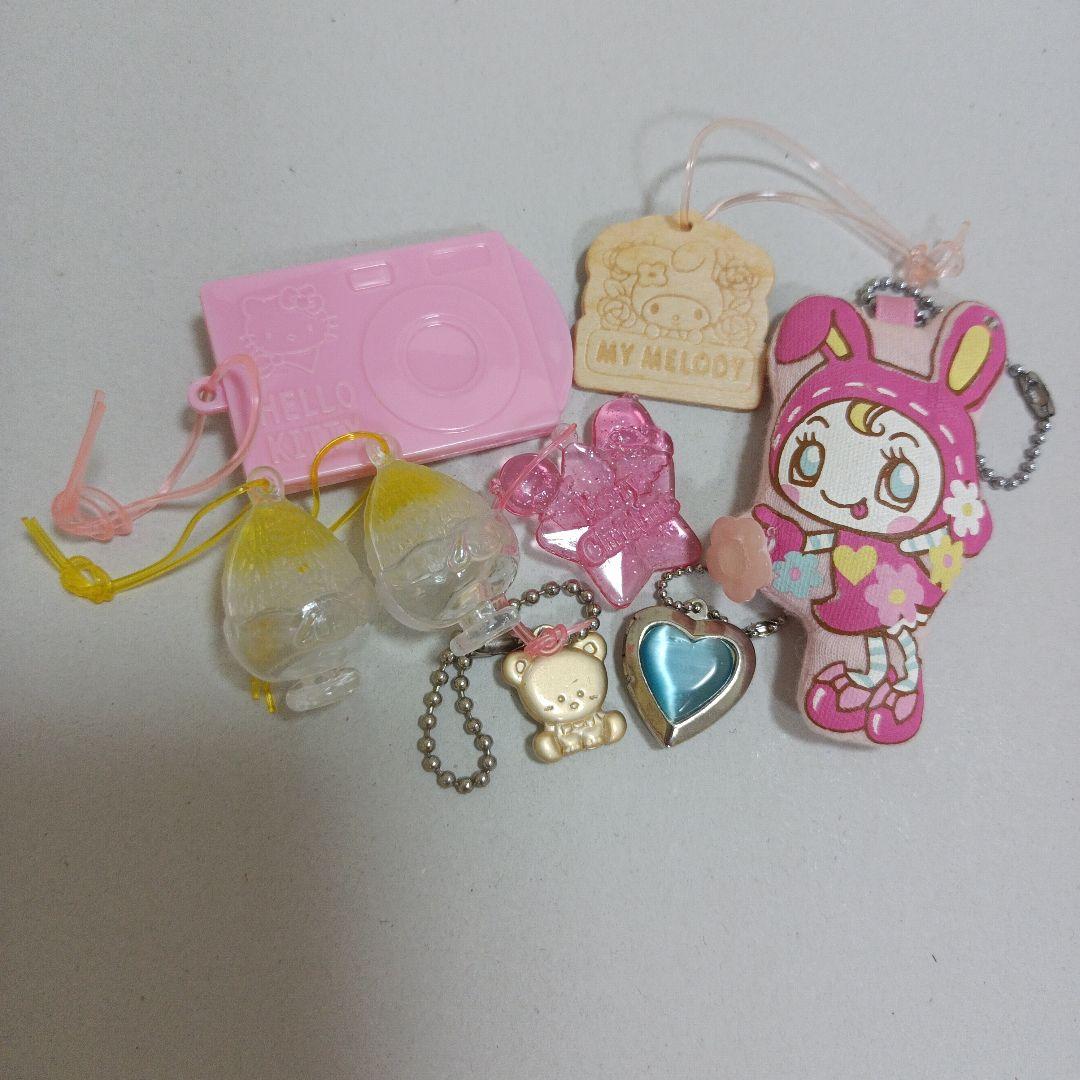 サンリオ　メゾピアノ　平成レトロ　ベリエちゃん　 チャーム　プレミアムマスコット