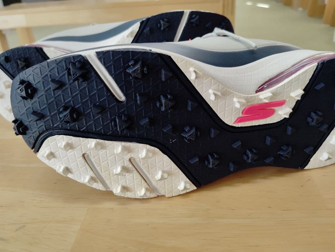 【新品】　SKECHERS ゴルフシューズ 22.5