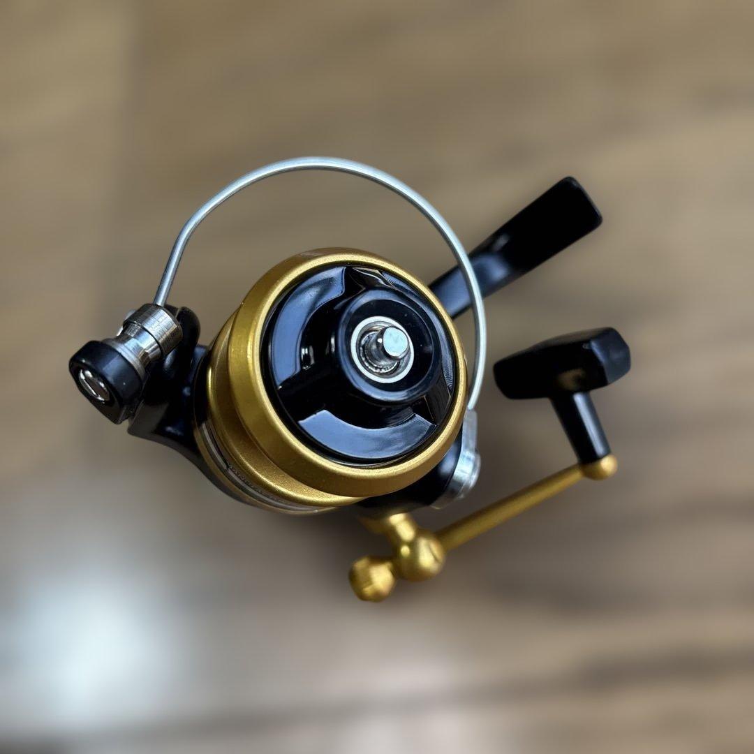 美品！Penn SS 4200 スピニングリール ブラック/ゴールド