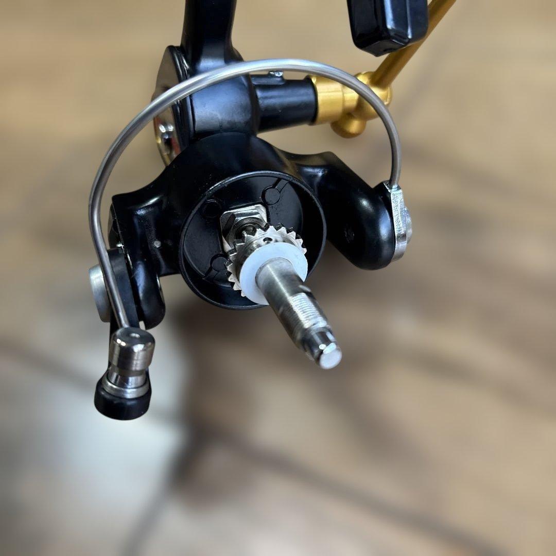 美品！Penn SS 4200 スピニングリール ブラック/ゴールド