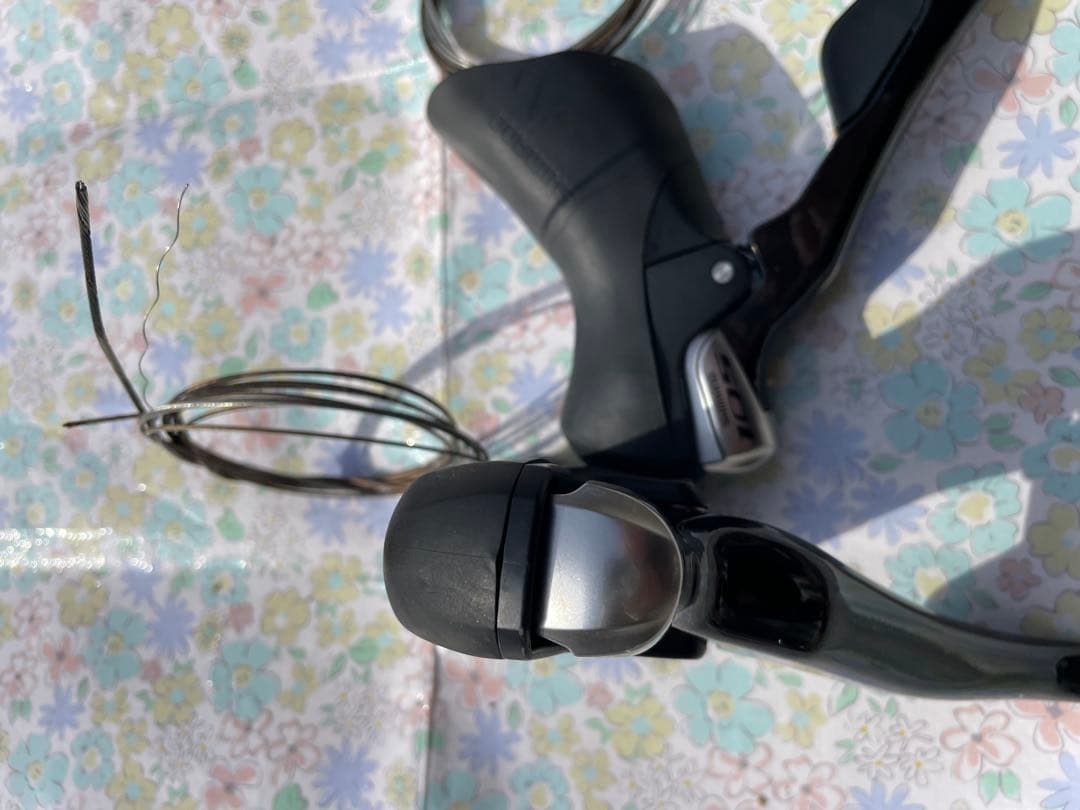 SHIMANO105ブレーキシフター