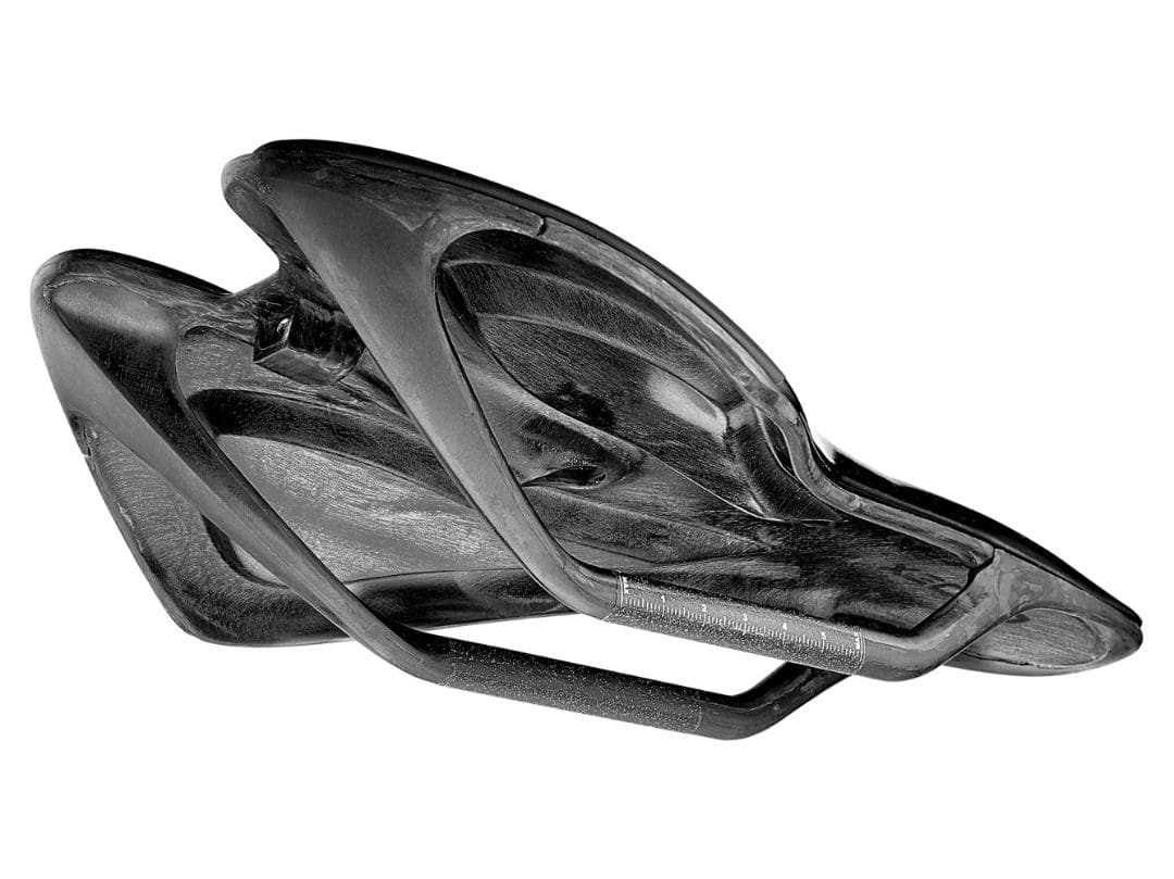 【新品未使用‼】CADEX BOOST SADDLE 超軽量カーボンサドル