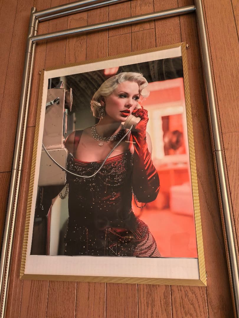 テイラー・スウィフト　フチなし光沢フォトポスター　プロフェッショナル印刷　④/4