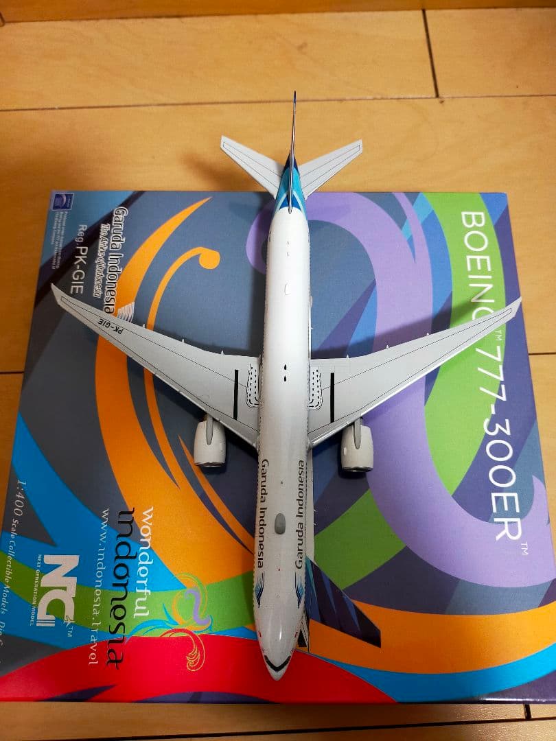 航空機・ヘリコプター Boeing 777-300ER Garuda Indonesia PK-GIE