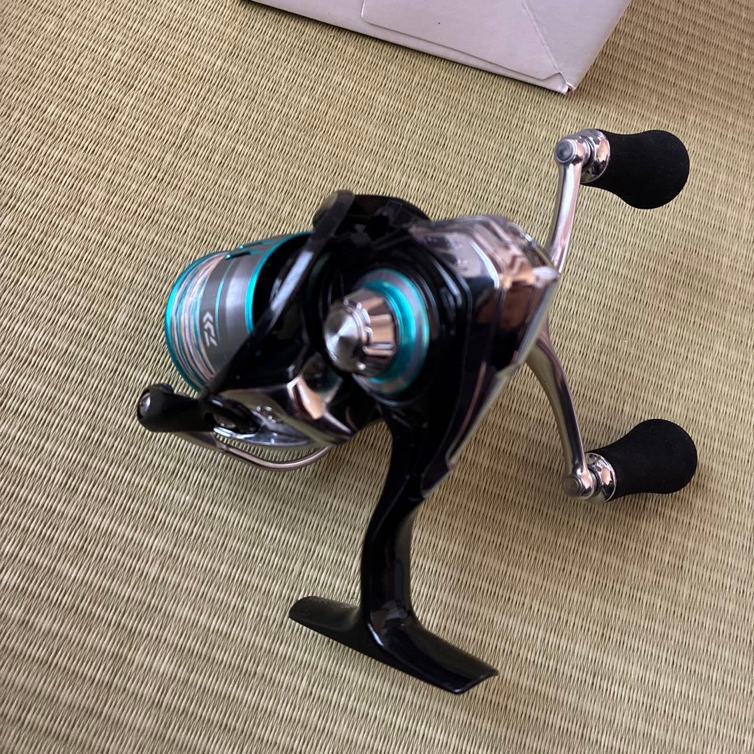 Daiwa Emeraldas LT 2500S-H-DH リール