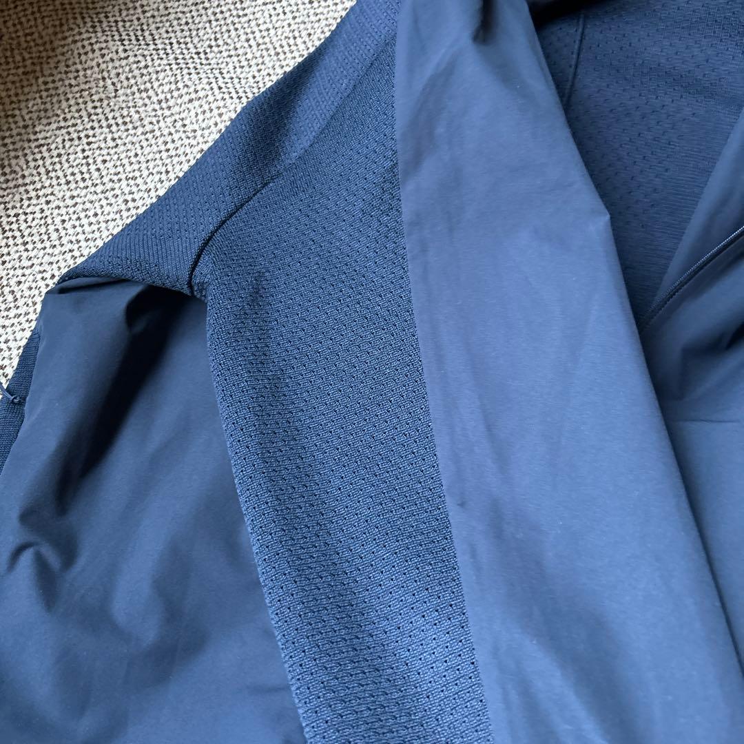 DESCENTE デサント フード付きジャケット ネイビー サイズO