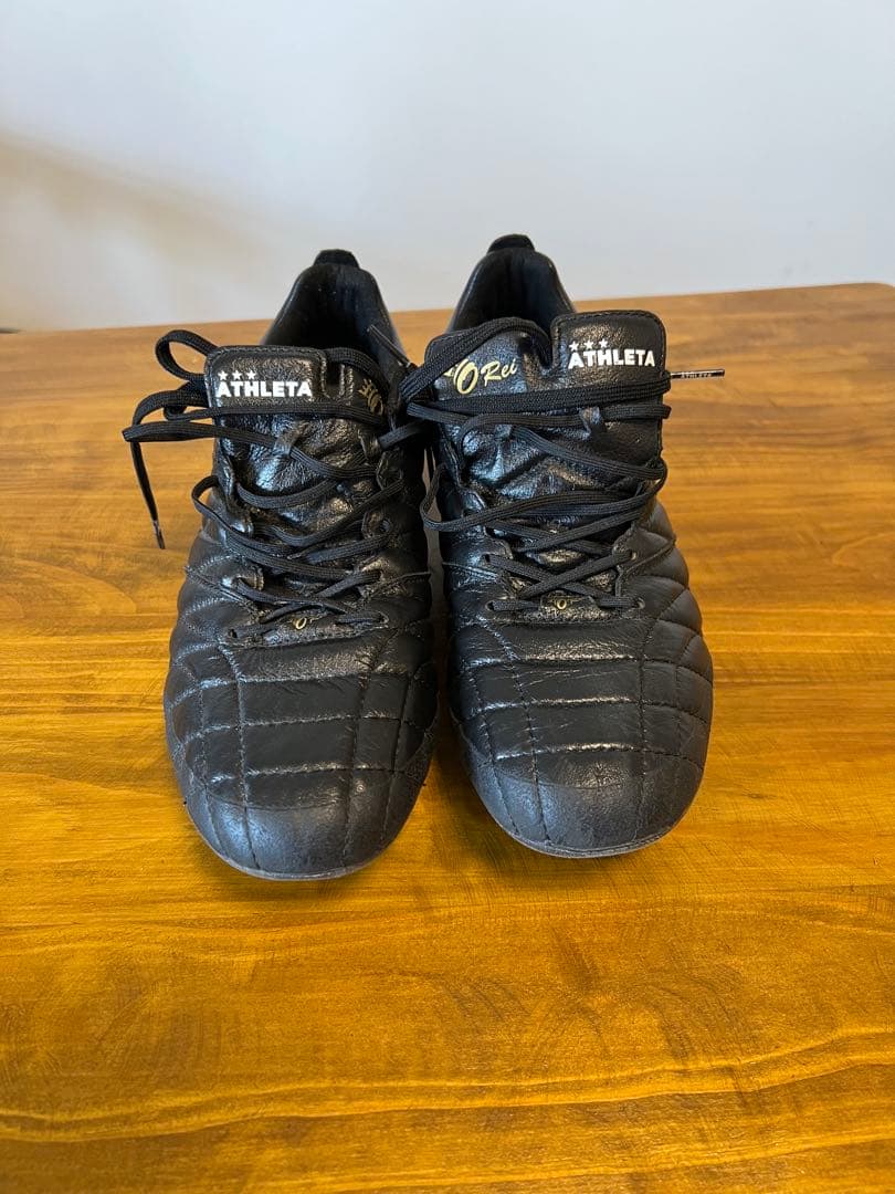 ATHLETA ブラック サッカーシューズ　牛革