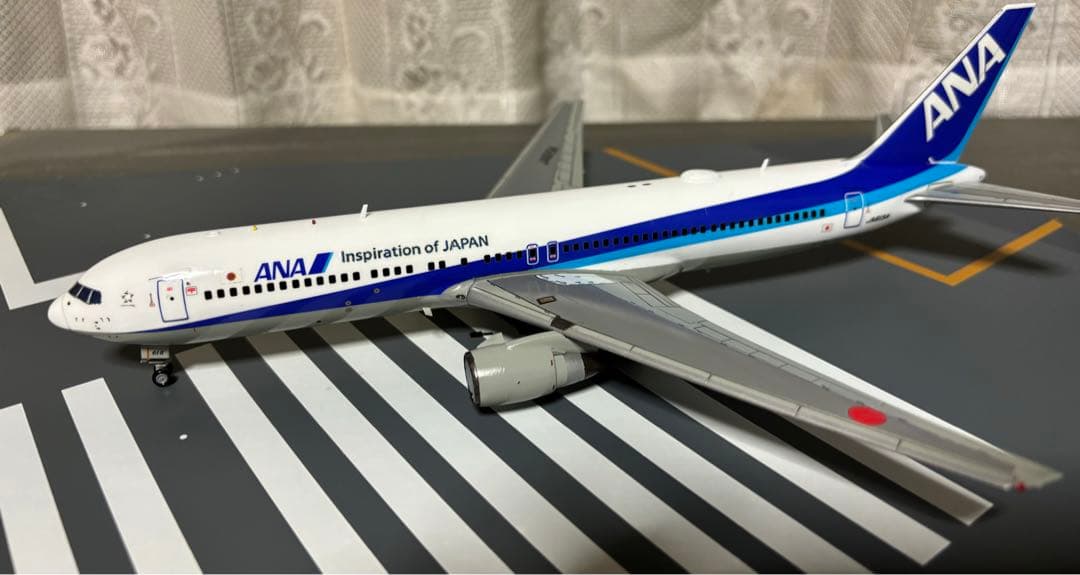 1/200 ANA B767-381ER JA615A完成品