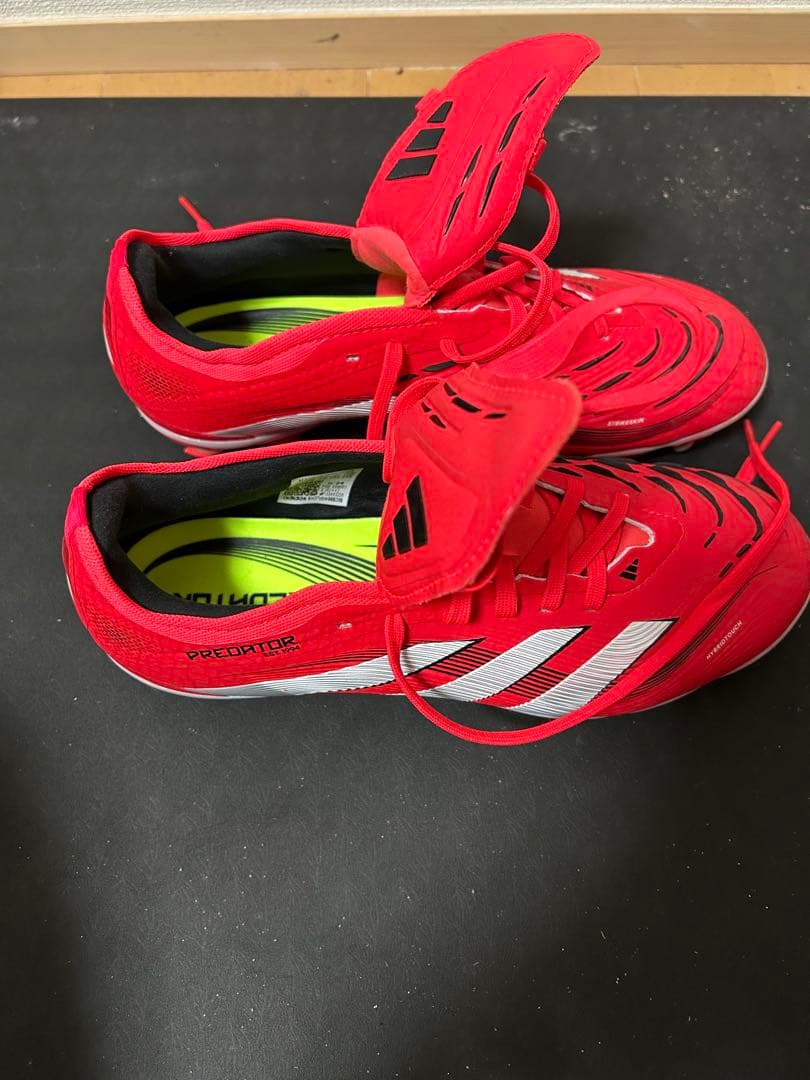 口内炎　adidas PREDATOR PRO FT HG/AG