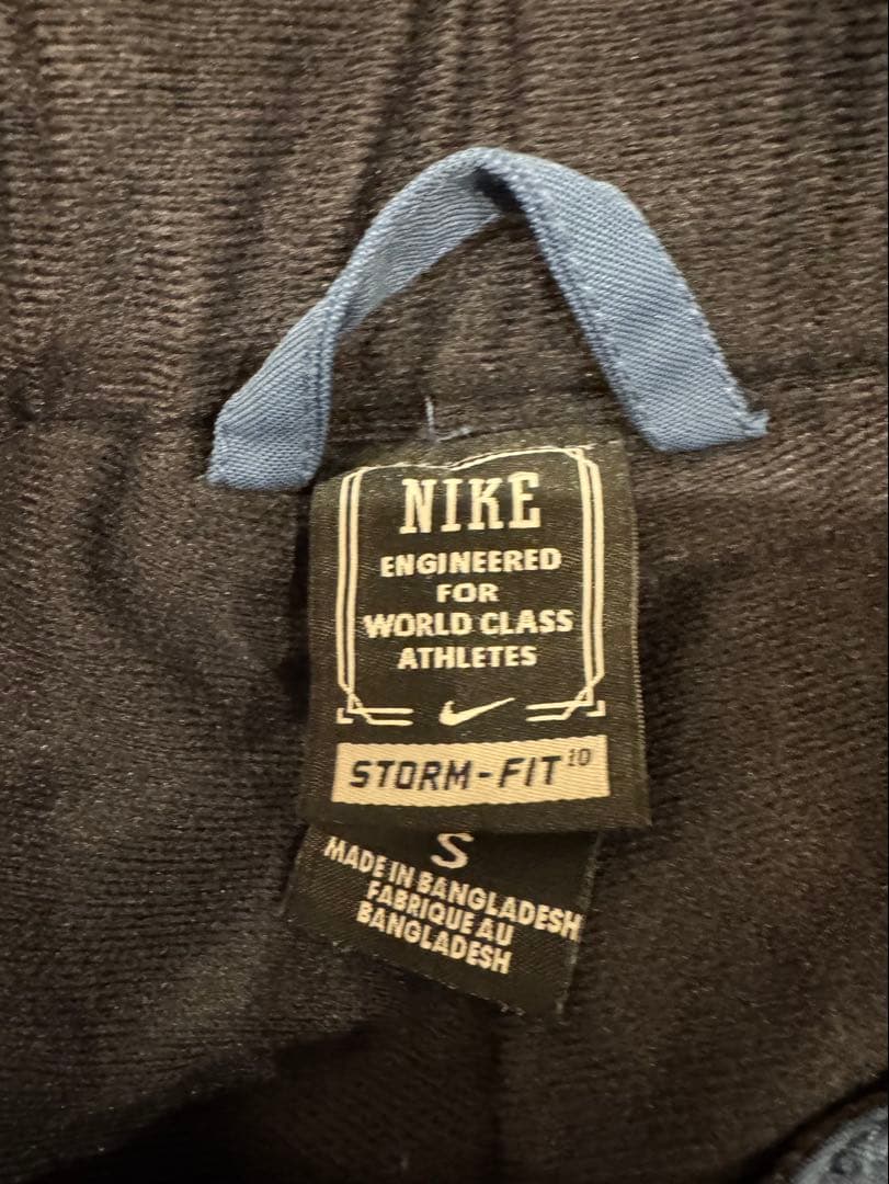 Nike スノーボードパンツ グレー