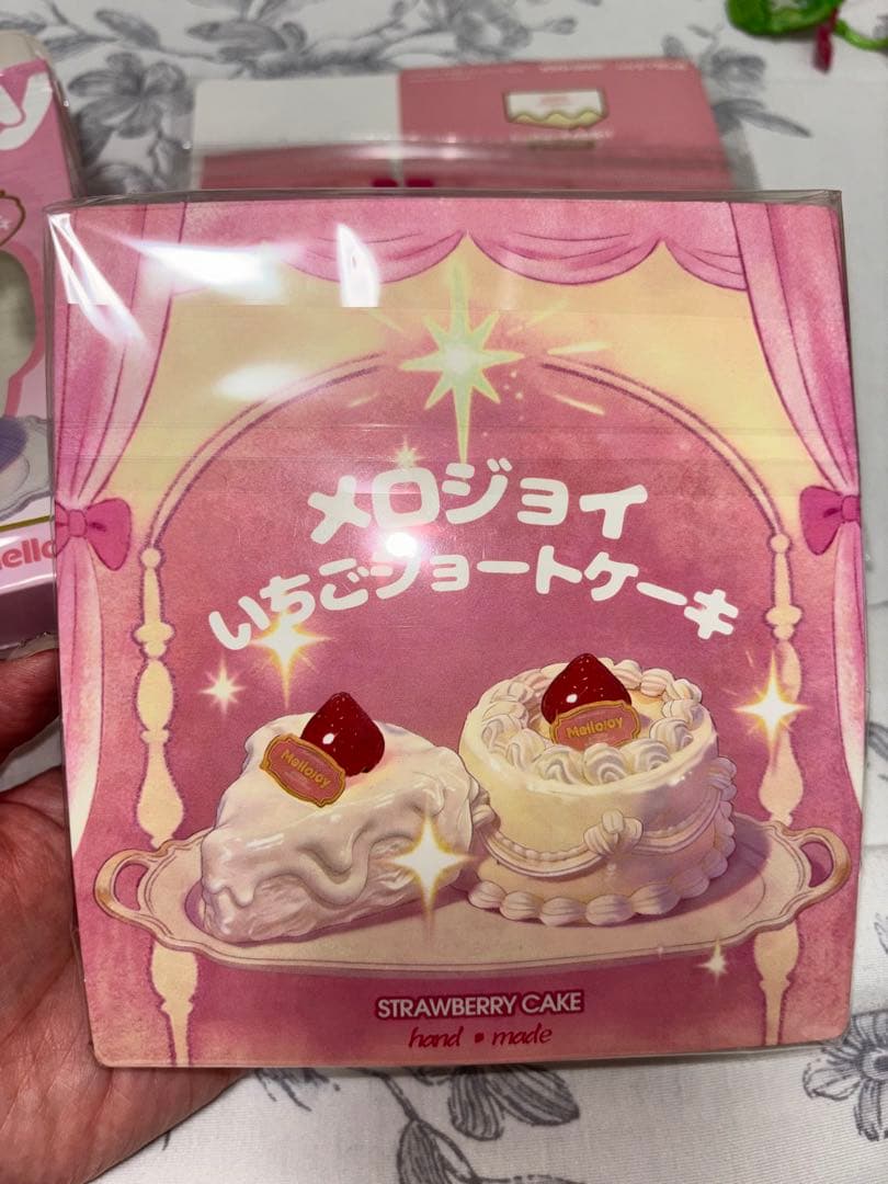 ア*号様 Mellojoy ケーキ箱付き クリーミークリーム ホールケーキ いち