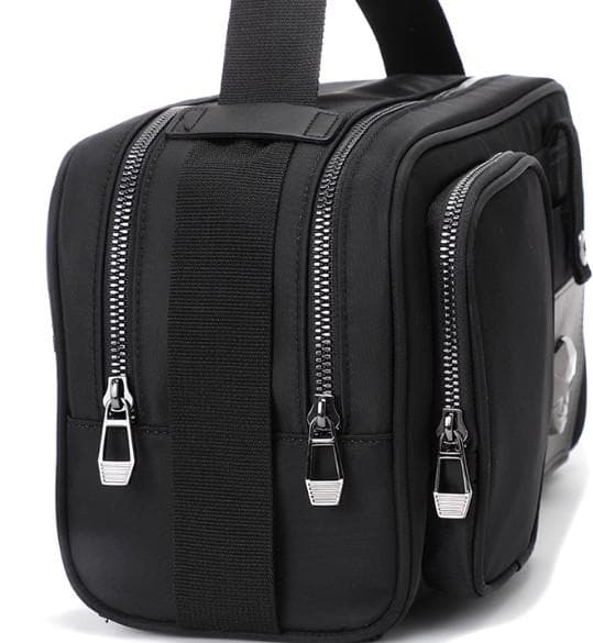 新品未使用　AMAZINGCORE 　GOLF迷彩ポーチBLACK