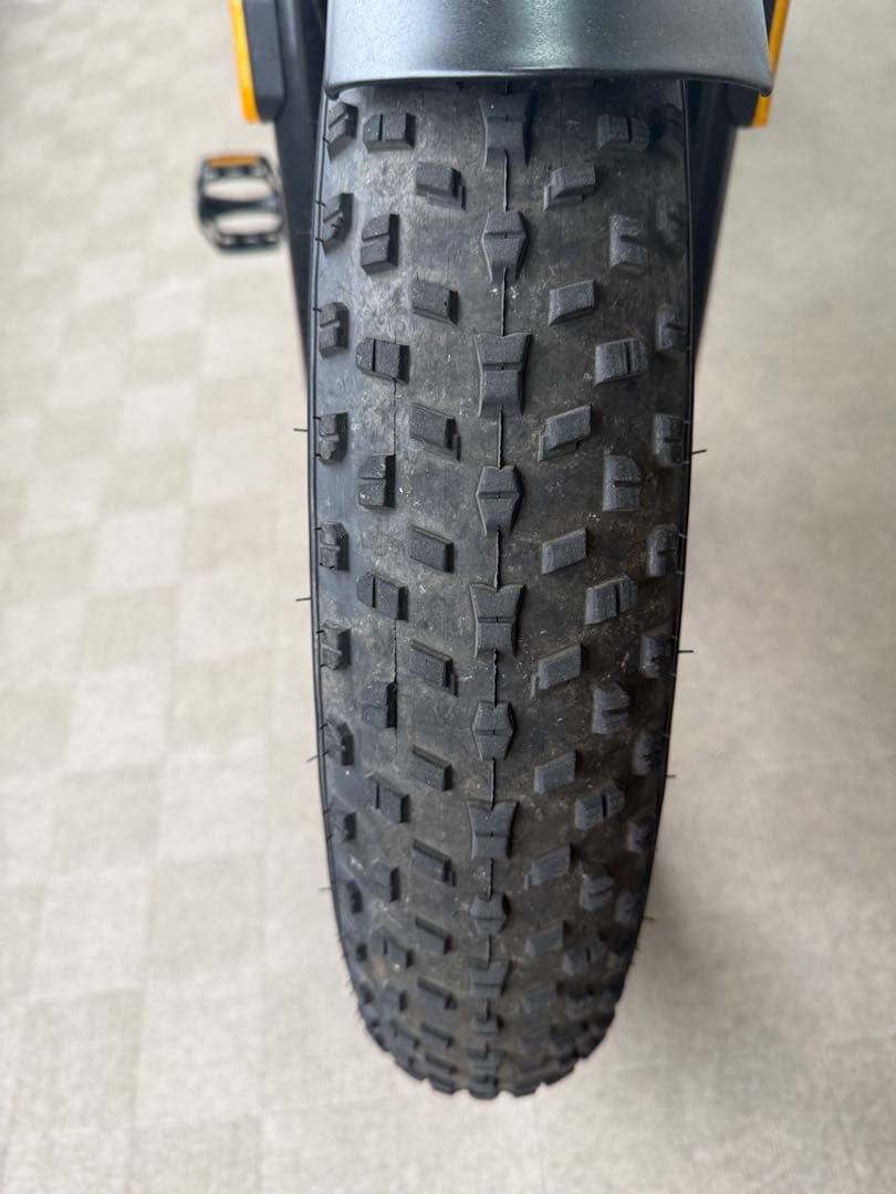 ファットバイク　電動アシスト自転車