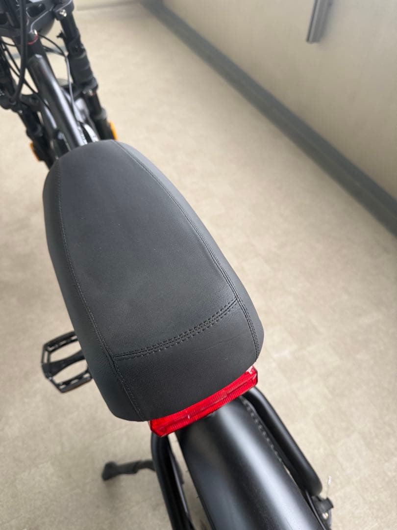 ファットバイク　電動アシスト自転車