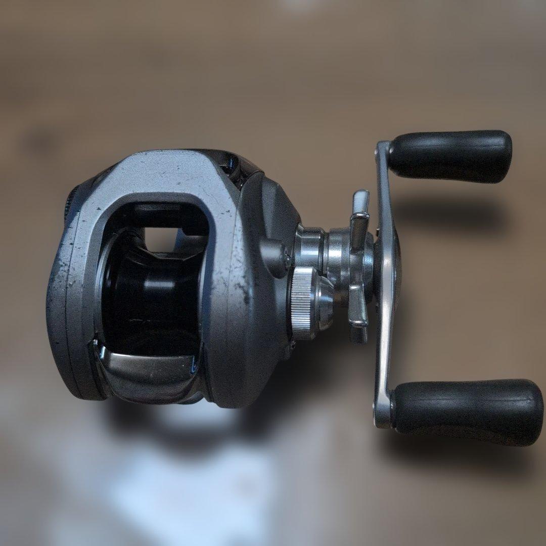 TEAM DAIWA−Z105H(右用) ＆ Scorpion 1001(左用)