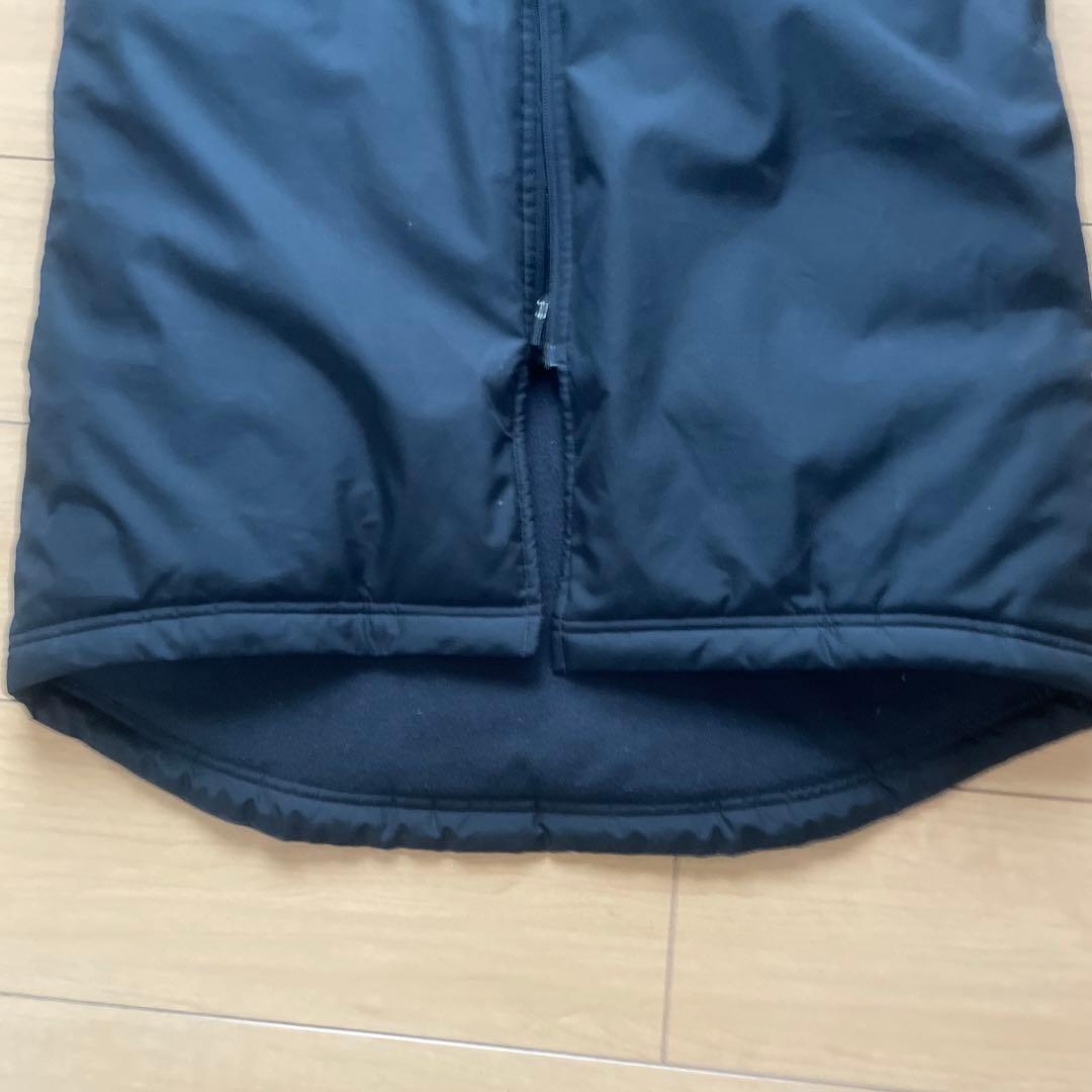 【美品】アンダーアーマーベンチコート
